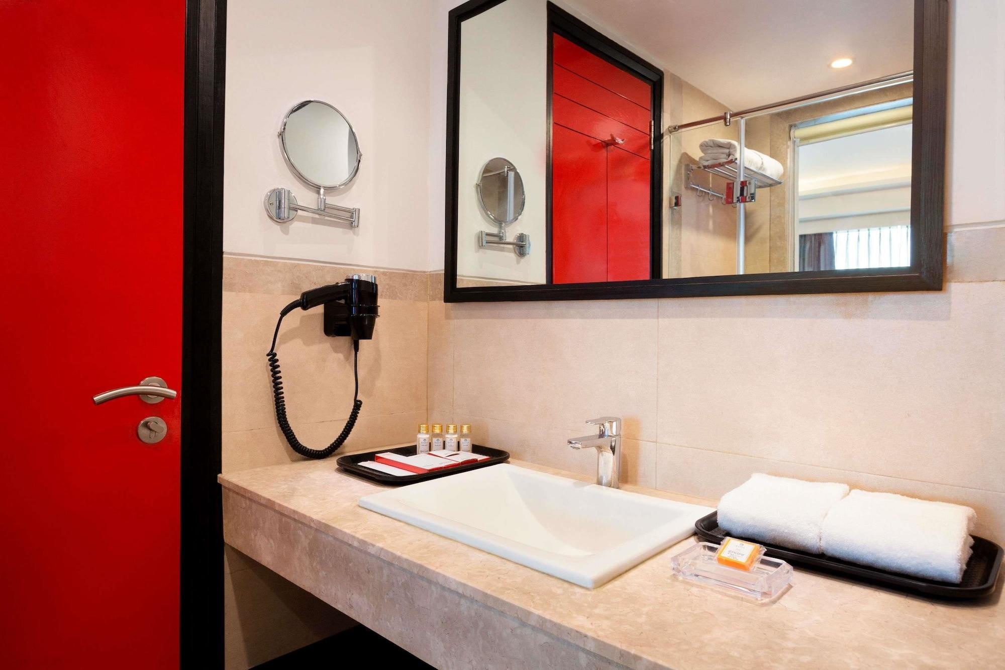 Ramada Encore Τζαλαντάρ Εξωτερικό φωτογραφία