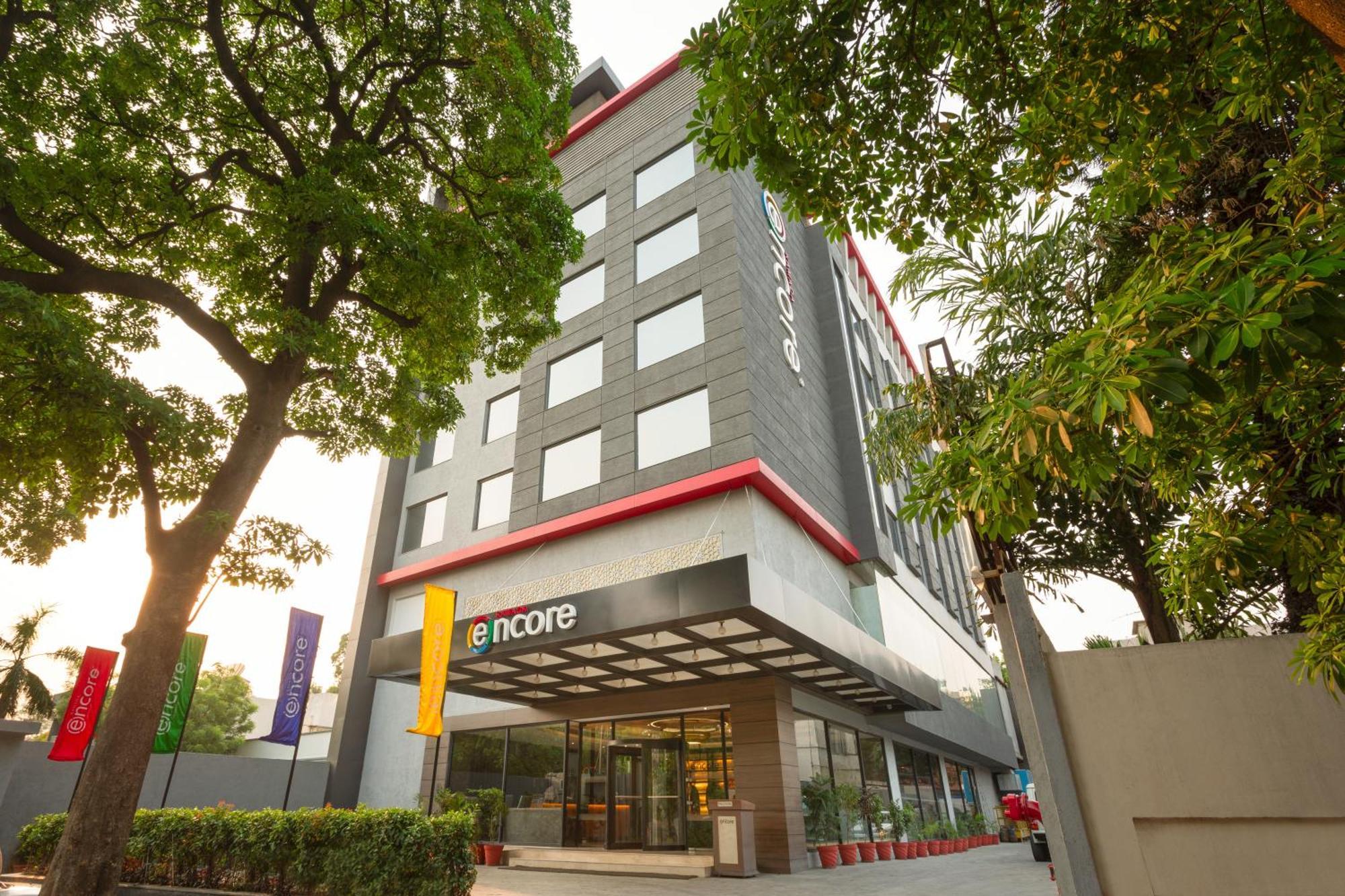 Ramada Encore Τζαλαντάρ Εξωτερικό φωτογραφία