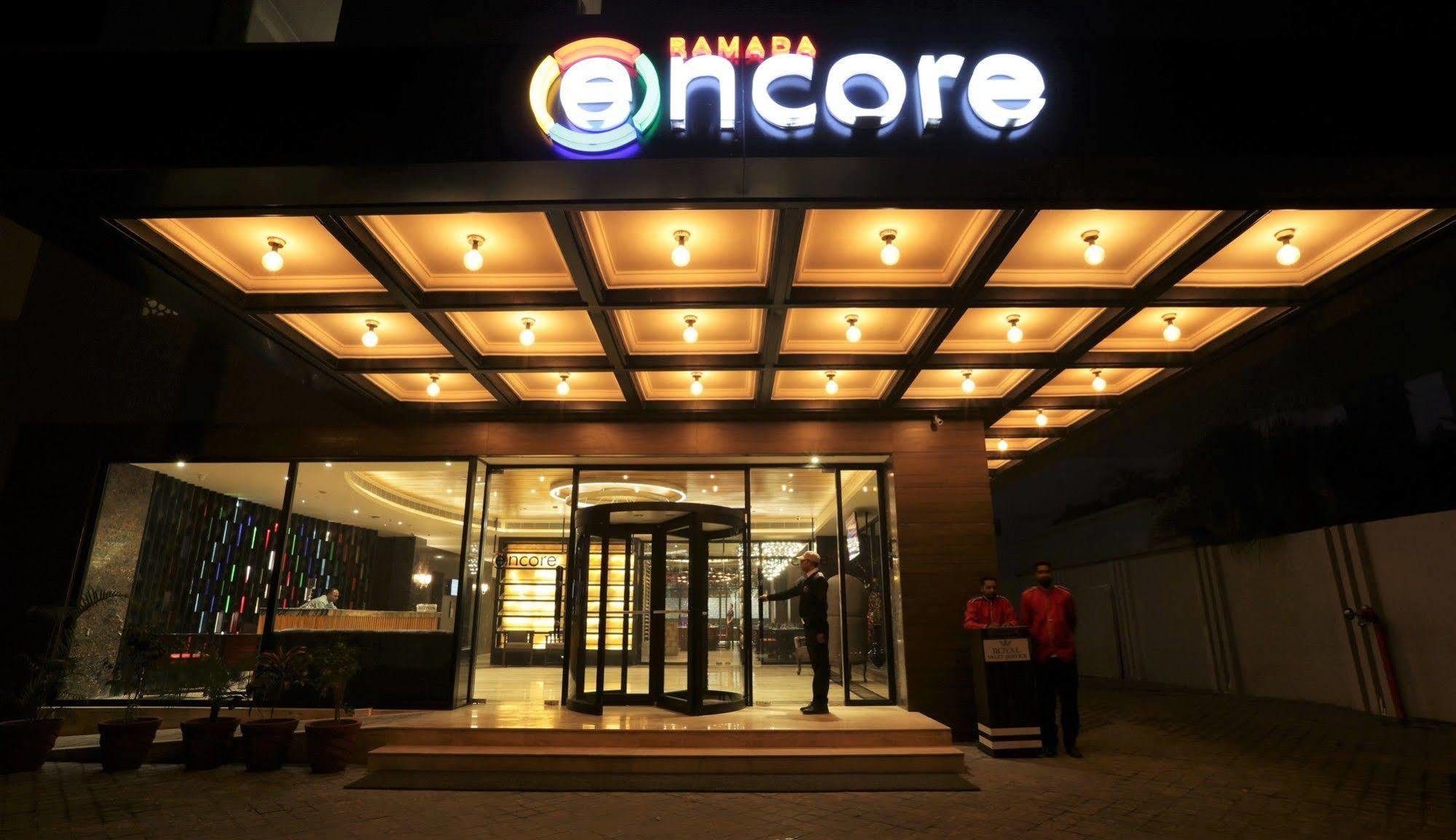Ramada Encore Τζαλαντάρ Εξωτερικό φωτογραφία