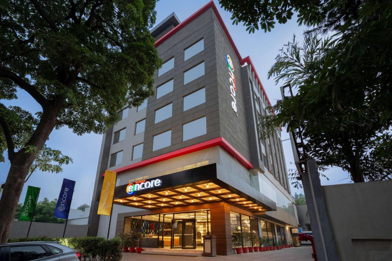 Ramada Encore Τζαλαντάρ Εξωτερικό φωτογραφία